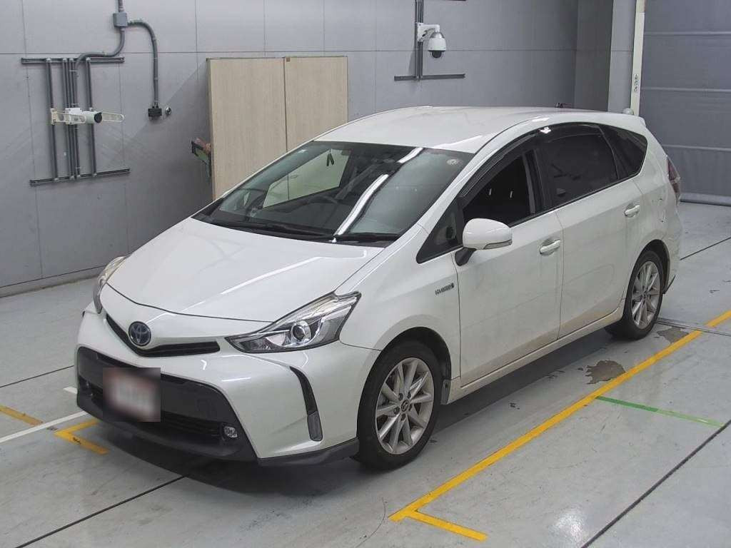 2016 Toyota Prius alpha ZVW41W[0]