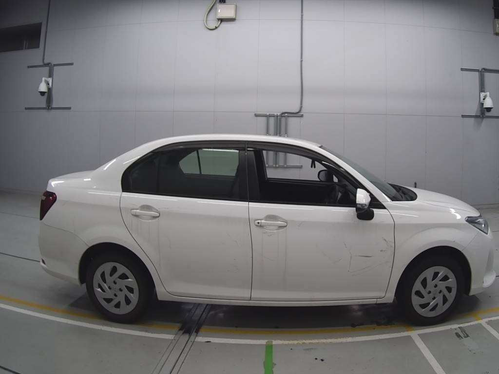 2021 Toyota Corolla Axio NRE161[2]