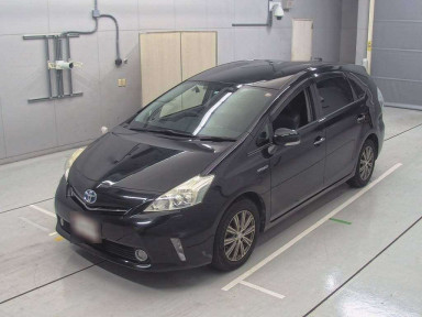 2014 Toyota Prius alpha