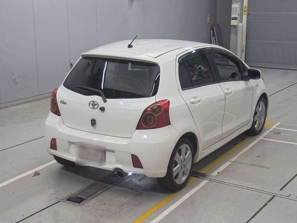 2007 Toyota Vitz NCP91[1]