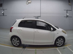 2007 Toyota Vitz