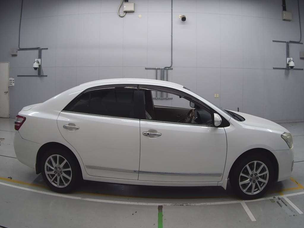 2012 Toyota Premio ZRT261[2]