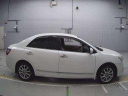 2012 Toyota Premio