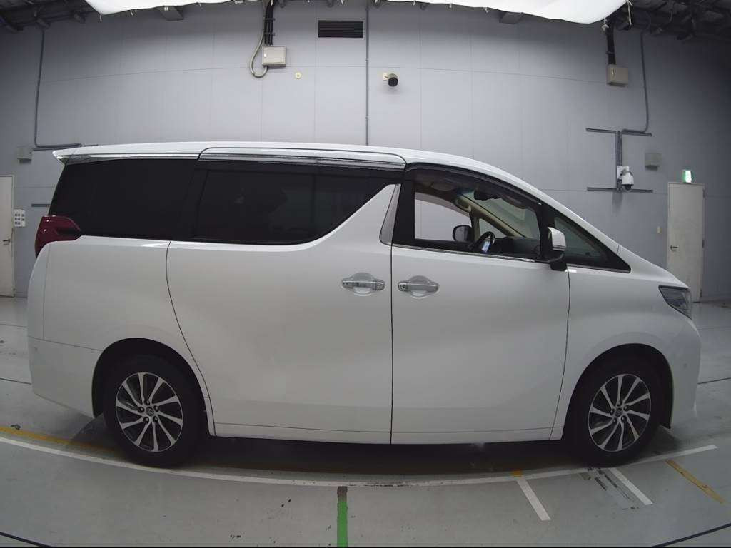 2016 Toyota Alphard GGH35W[2]