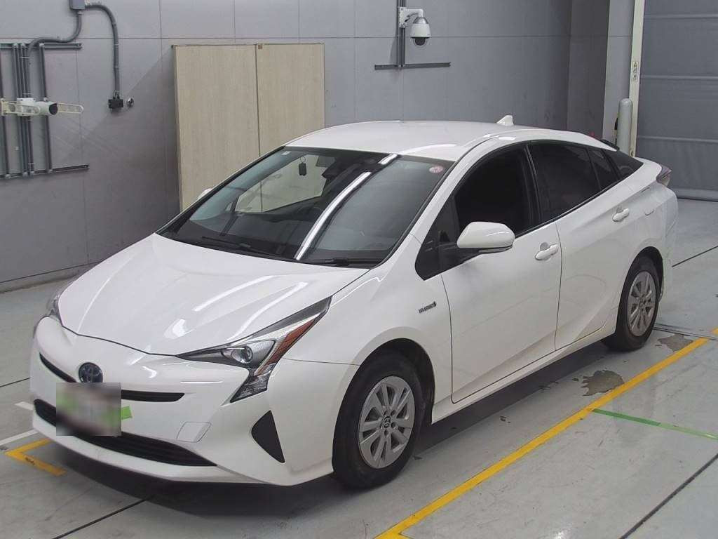 2017 Toyota Prius ZVW55[0]