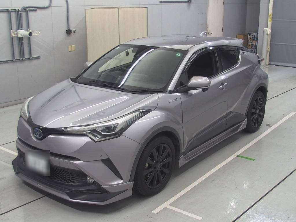 2017 Toyota C-HR ZYX10[0]