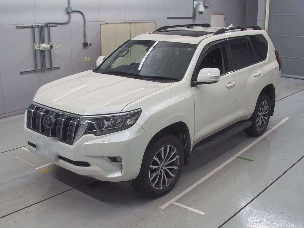 2018 Toyota Land Cruiser Prado GDJ150W[0]