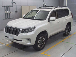 2022 Toyota Land Cruiser Prado