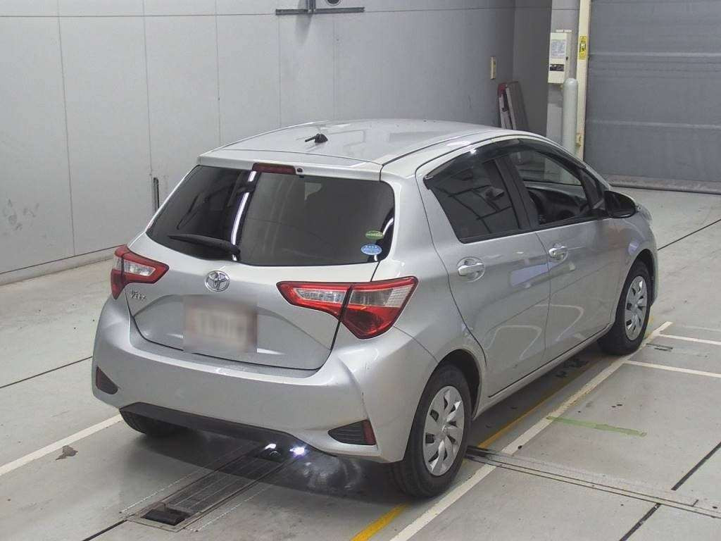 2017 Toyota Vitz NSP130[1]