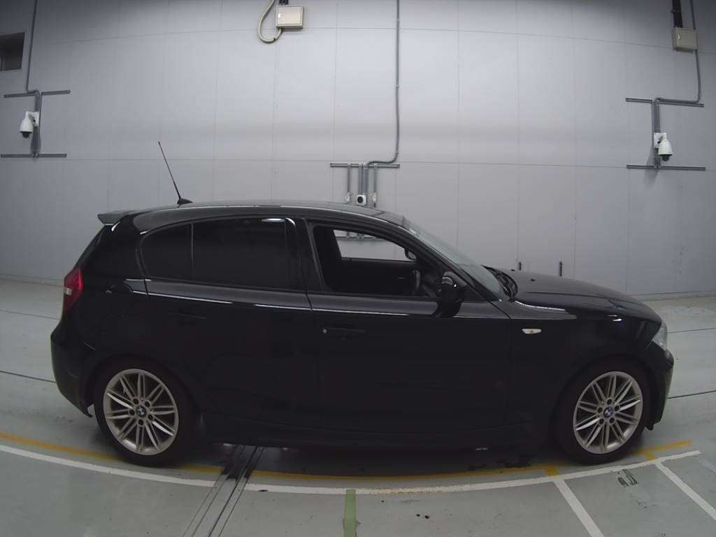 2011 BMW 1 Series UE16[2]