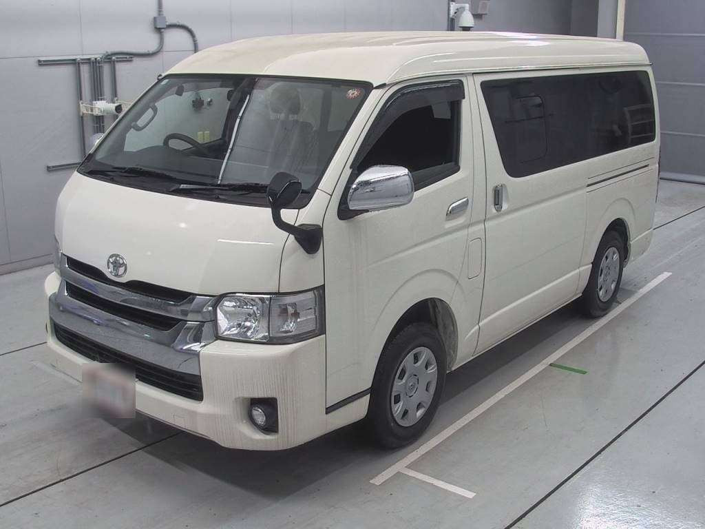 2017 Toyota Regiusace Van TRH216K[0]