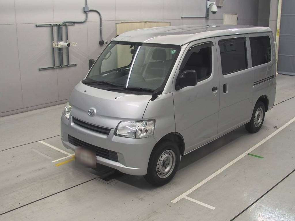 2019 Toyota Townace Van S412M[0]