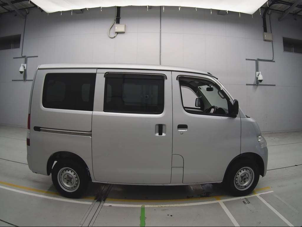 2019 Toyota Townace Van S412M[2]