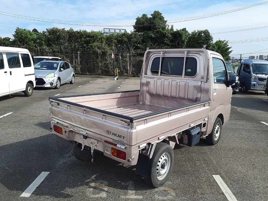 2020 Daihatsu Hijet Truck S500P[1]