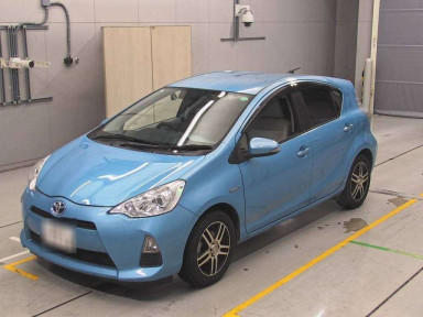 2013 Toyota Aqua