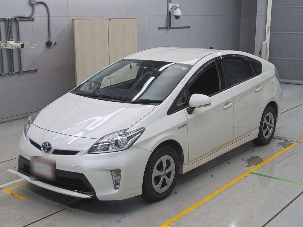 2015 Toyota Prius ZVW30[0]