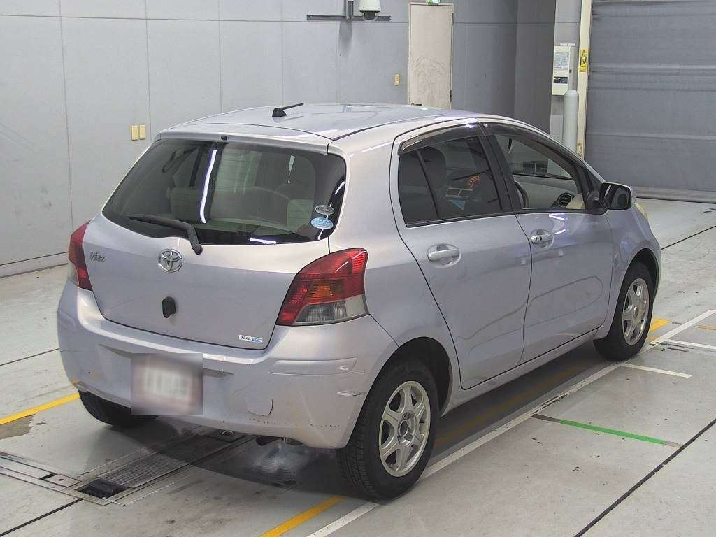 2010 Toyota Vitz KSP90[1]