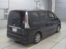 2011 Nissan Serena