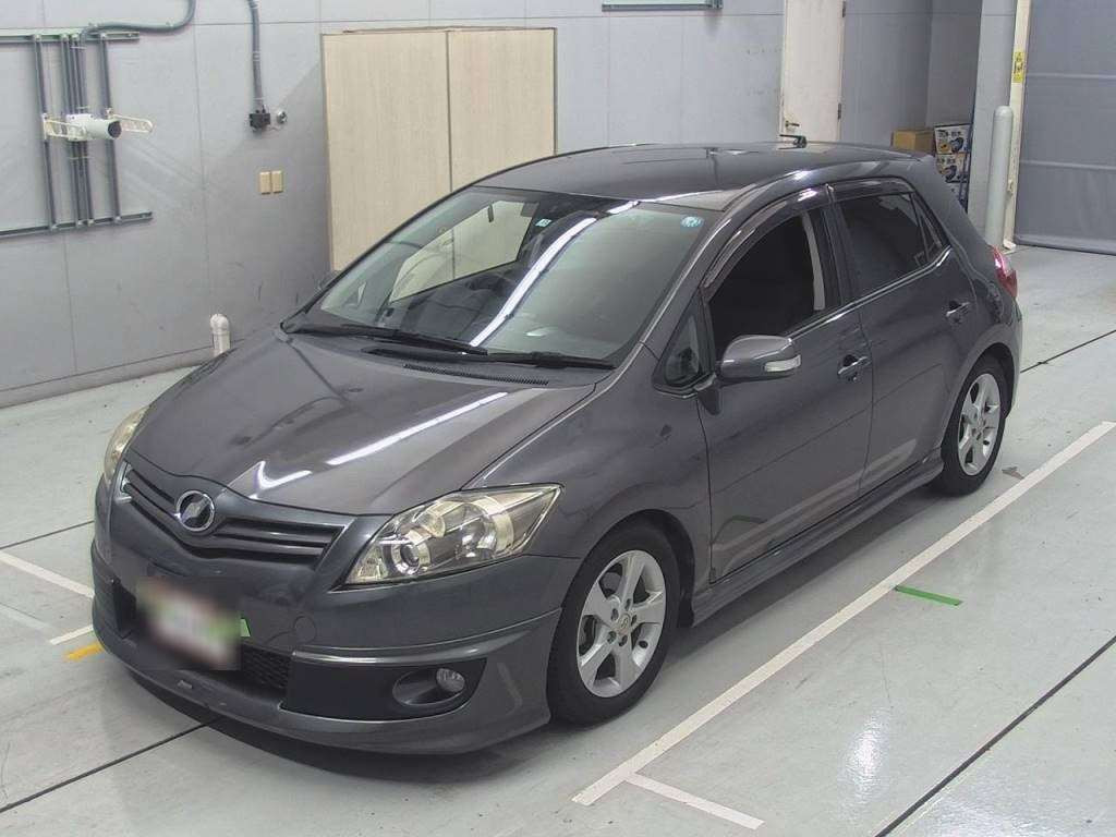 2011 Toyota Auris NZE151H[0]