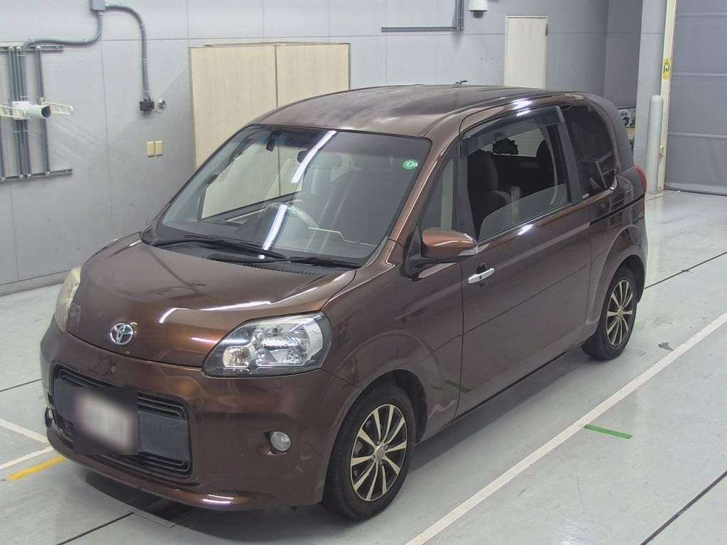 2013 Toyota Porte NCP141[0]