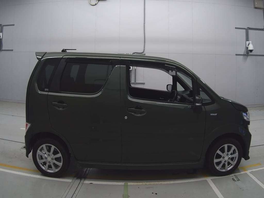 2020 Suzuki Wagon R MH95S[2]