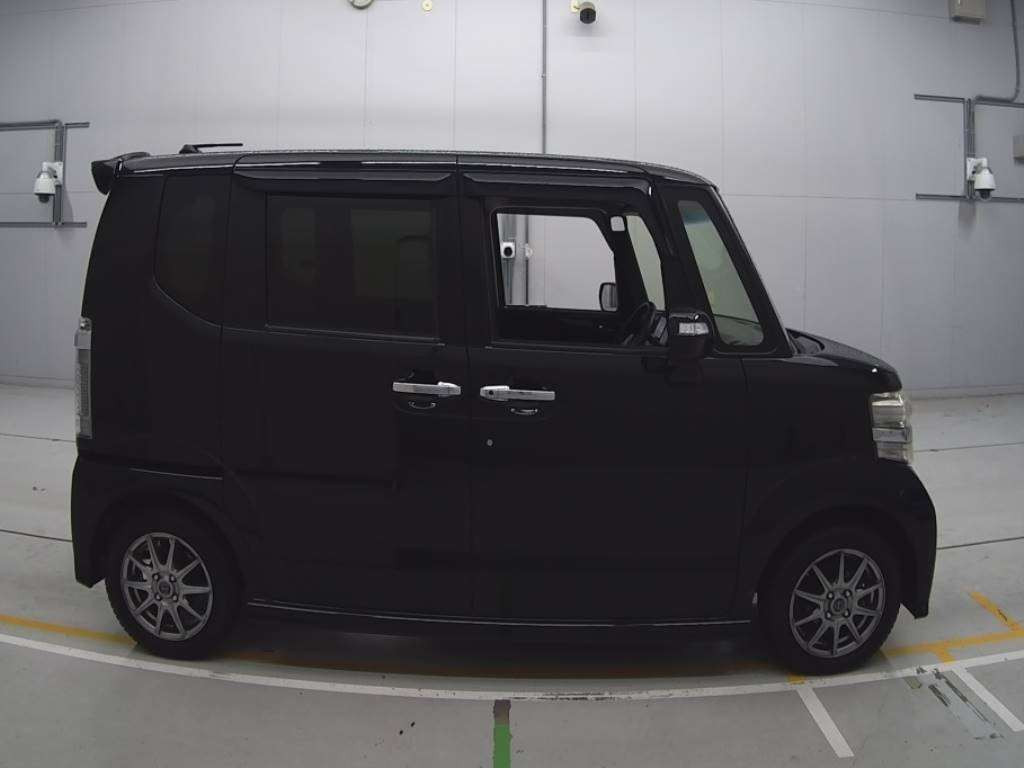 2016 Honda N-BOX CUSTOM JF1[2]