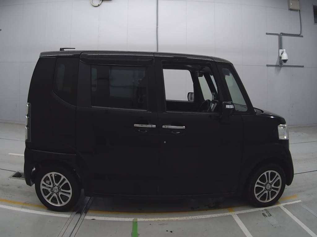 2014 Honda N-BOX JF1[2]