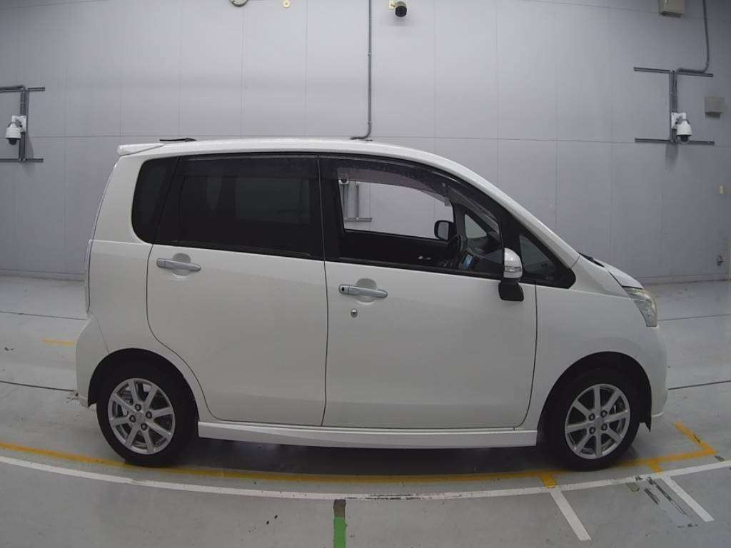 2012 Daihatsu Move LA100S[2]