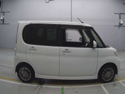 2012 Daihatsu Tanto Custom