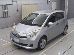 2014 Toyota Ractis