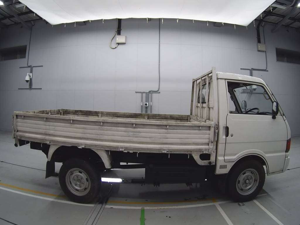 1992 Mazda Bongo Brawny Truck SD2AT[2]