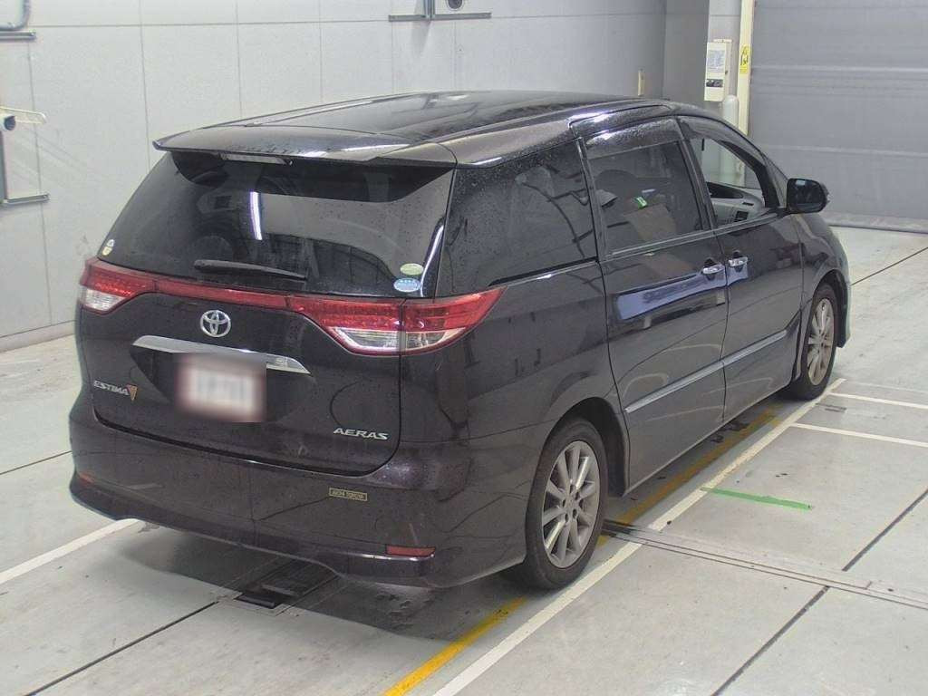 2011 Toyota Estima ACR50W[1]