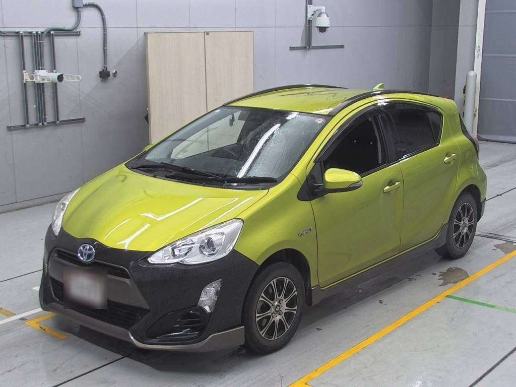 2014 Toyota Aqua NHP10[0]