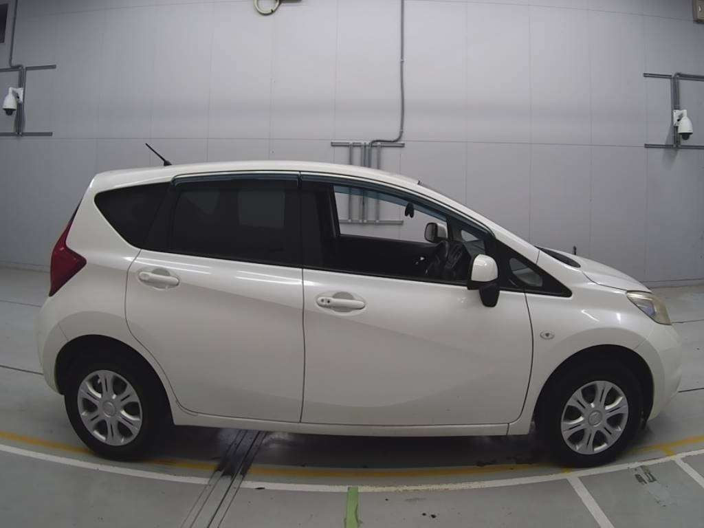 2013 Nissan Note NE12[2]