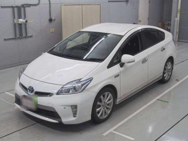 2013 Toyota Prius PHV