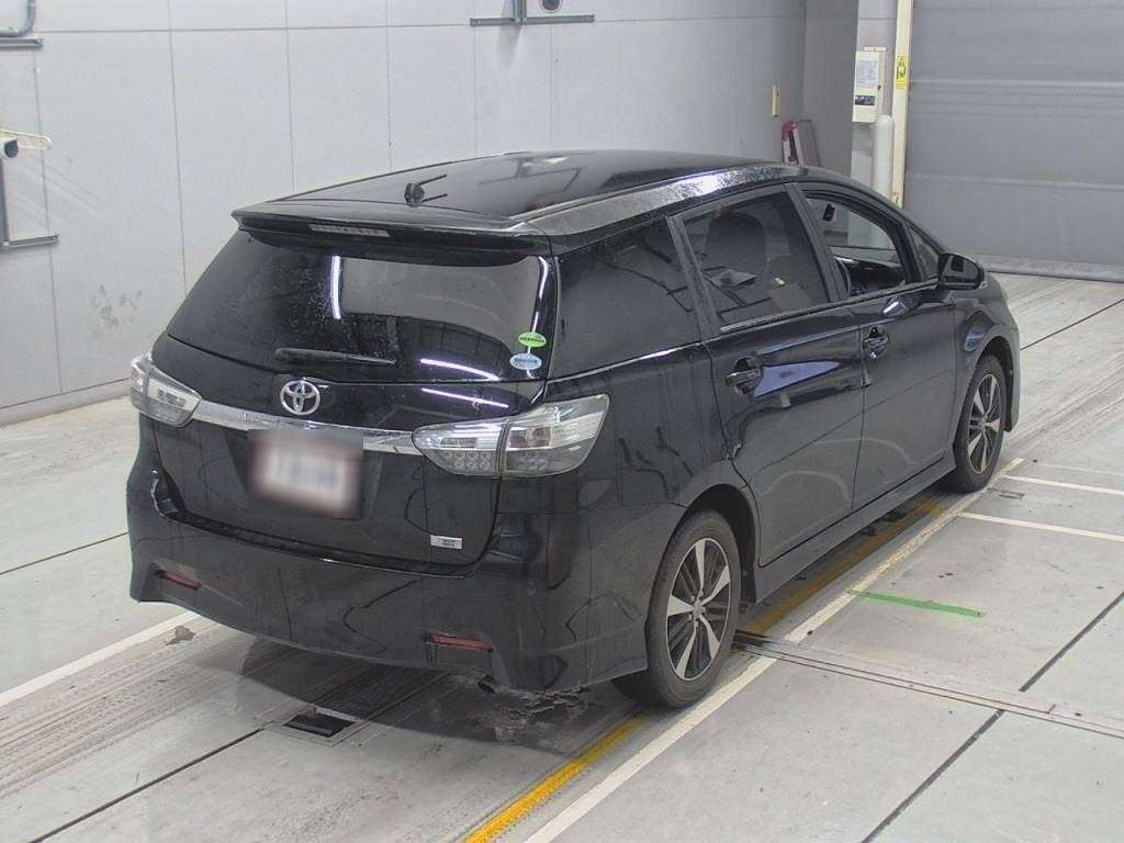 2012 Toyota Wish ZGE20W[1]