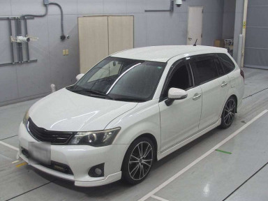 2015 Toyota Corolla Fielder