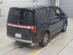 2023 Mitsubishi Delica D5