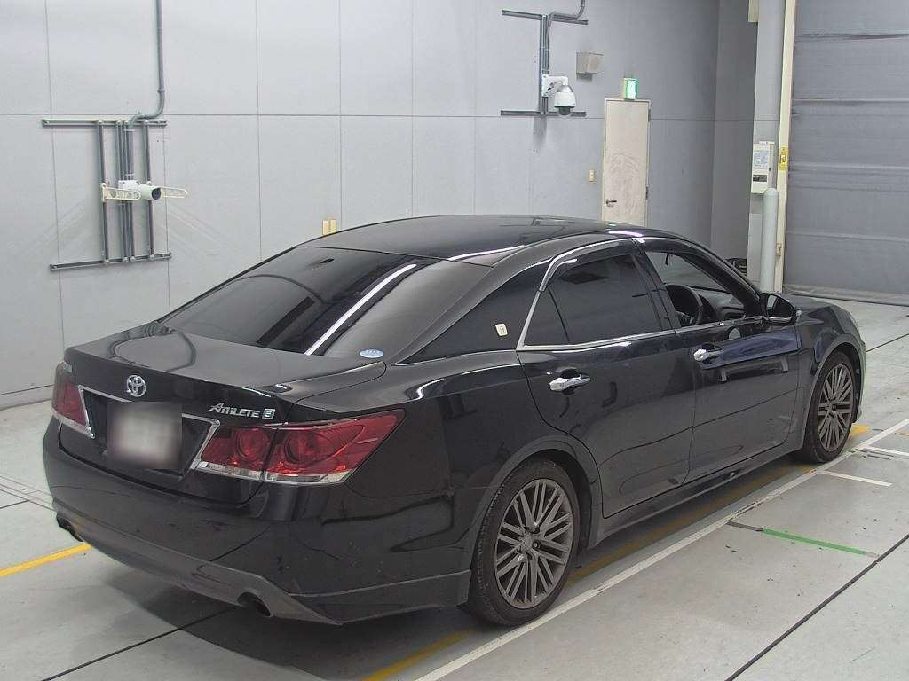 2013 Toyota Crown GRS214[1]