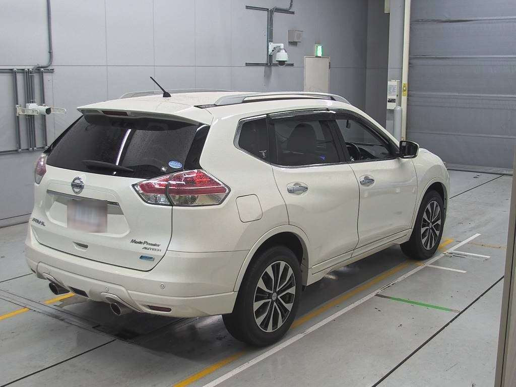 2015 Nissan X-Trail NT32[1]