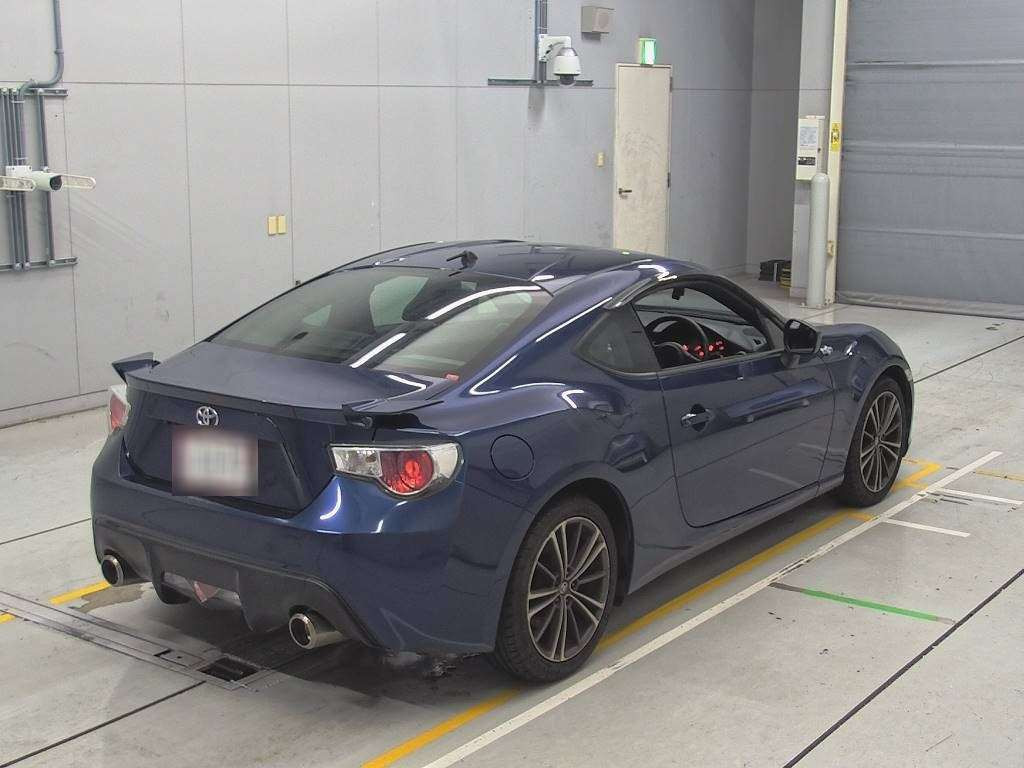 2013 Toyota 86 ZN6[1]