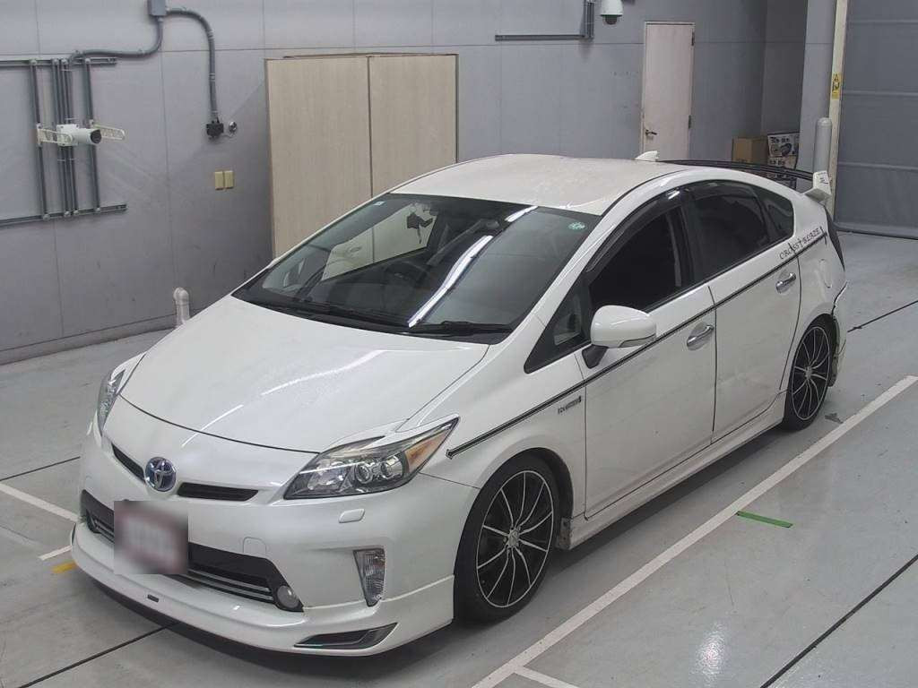 2013 Toyota Prius ZVW30[0]