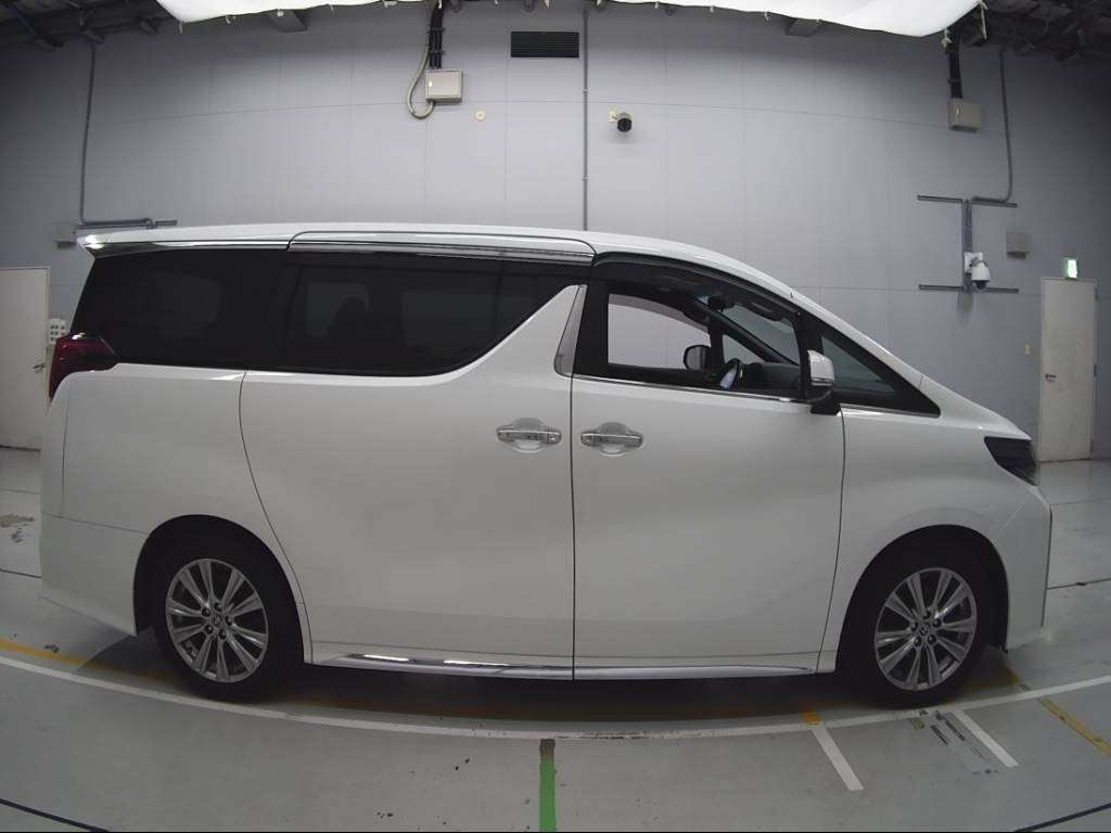 2020 Toyota Alphard AGH30W[2]