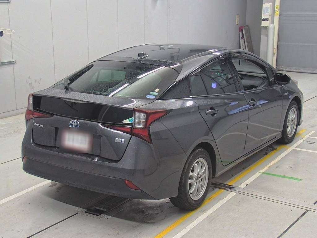 2020 Toyota Prius ZVW51[1]