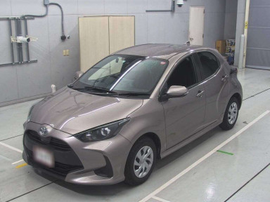 2021 Toyota YARIS