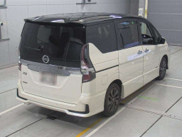 2022 Nissan Serena