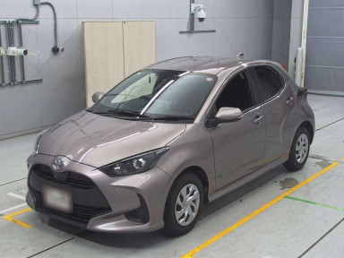 2021 Toyota YARIS