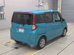 2022 Toyota Roomy