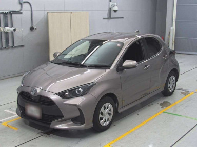 2021 Toyota YARIS