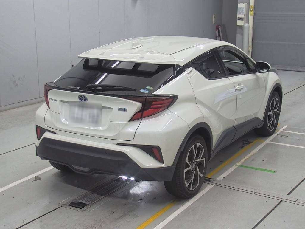 2020 Toyota C-HR ZYX11[1]